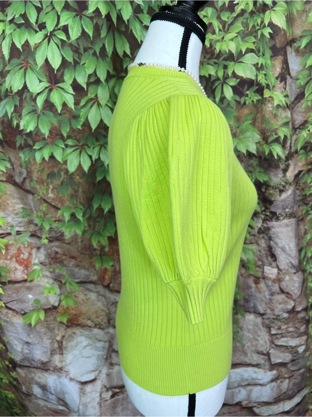 TED BAKER Chartreuse Green Rib Knit Fitted Puffy Sleeve Crewneck Sweater, 0/XS - Picture 9 of 13